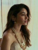 Heroine Krithi Shetty Pics